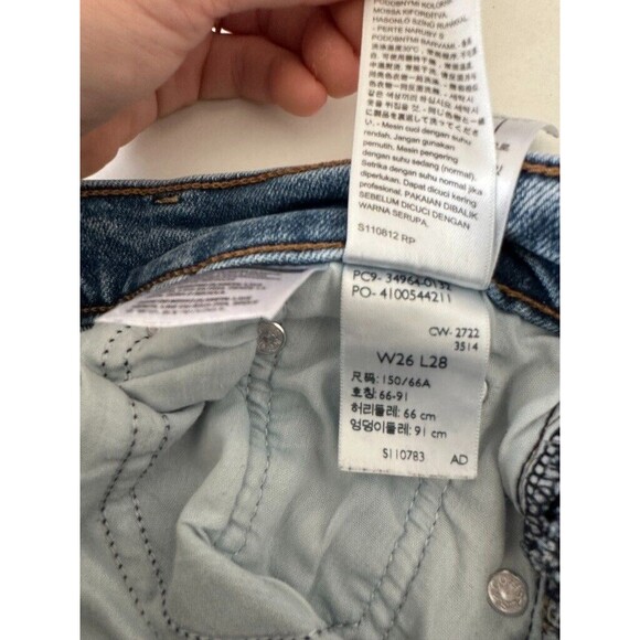 Levi's Wedgie Straight Jeans Button Fly Light Wash Distressed Women's 26 26x28 - Picture 9 of 9